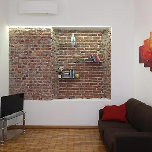 Al Direzionale - Station Apartment