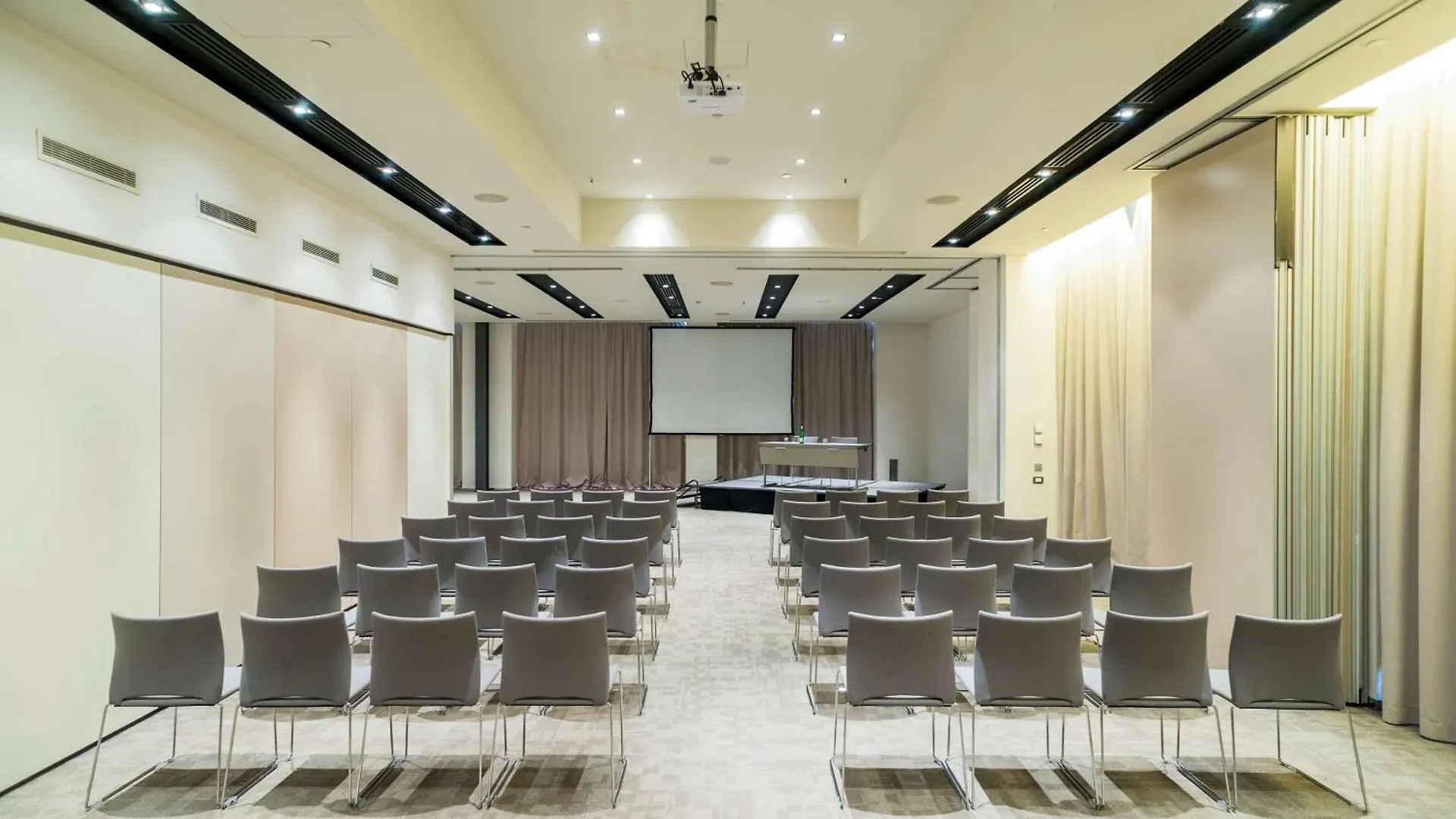 **** Hotel Nhow Milan Italy